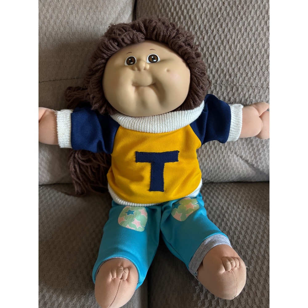 Vintage Cabbage Patch Kids Doll Brown Yarn Hair Brown Eyes T-Shirt Outfit 1982